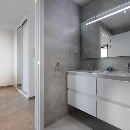 Great Studio With View-hosted By Sweetstay * Gibraltar