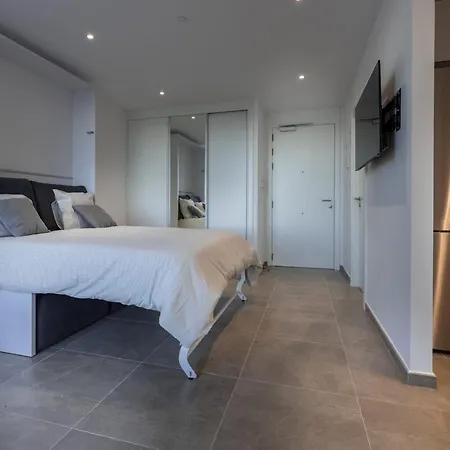 Great Studio With View-hosted By Sweetstay * Gibraltar