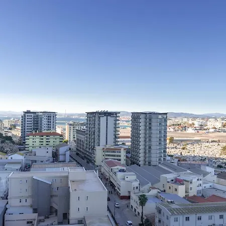 Apartment Great Studio With View-hosted By Sweetstay